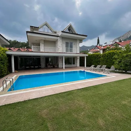 Villa Private Royal Two *